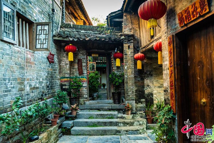 喻言新歌预告来了，此次的新歌会是什么风格呢？游戏画面